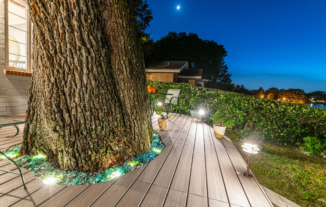 Image of deck at Sunset